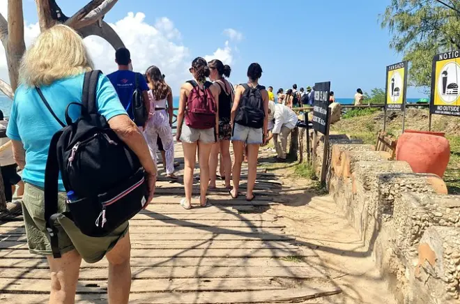 Prison Island & Nakupenda Beach Tour: Sansibar mit Stone Town