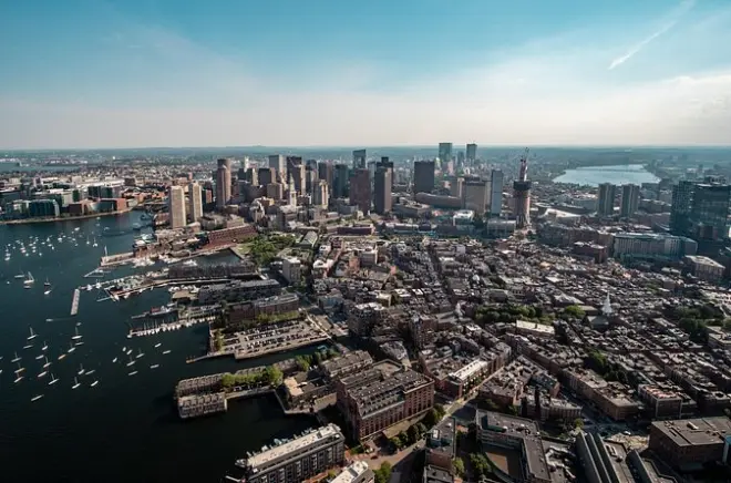 Elicottero privato 30 min a Boston: Da Seaport a Bunker Hill