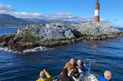 Cruzeiro no Canal Beagle: Farol Les Éclaireurs