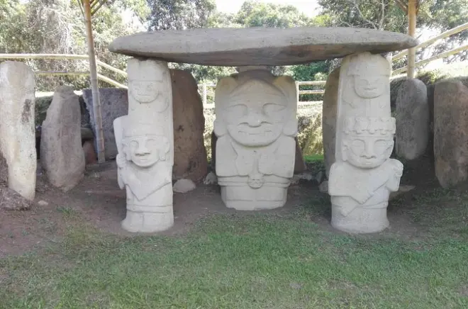 Parque Arqueológico de San Agustin saindo de Popayan: 500 estátuas