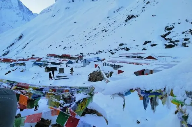 5-Day Annapurna Base Camp Trek from Pokhara: Mountain Lodge Route