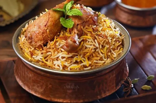 Comida callejera en Hyderabad: Biryani, chai y mercado de especias