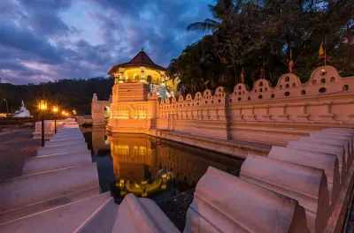 Transfer privato da Sigiriya a Kandy: Auto o van confortevole