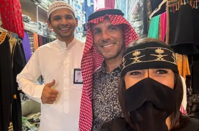Tour privado em Jeddah: Al Balad, mesquita flutuante e cafés locais