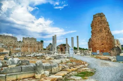 Antalya visite privée d’une journée : Perge, Aspendos et cascade