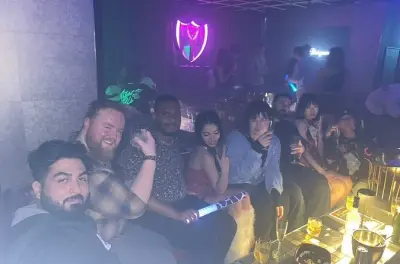 Expérience VIP nightlife à Osaka : 4 bars et clubs premium