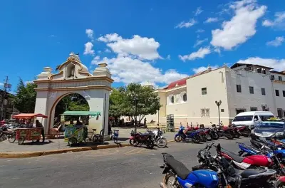 León Stadtrundgang: Koloniale Orte, Märkte & lokales Mittagessen
