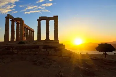 Templo de Poseidón desde Atenas: Playas de la Riviera Ateniense