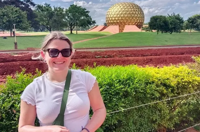 Pondicherry Tour: Aurobindo Ashram, Auroville & Heritage