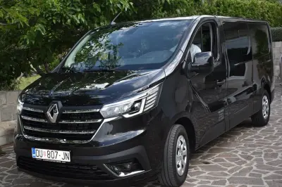 Private Transfer Orebic to Split Airport: Door-to-Door for Groups