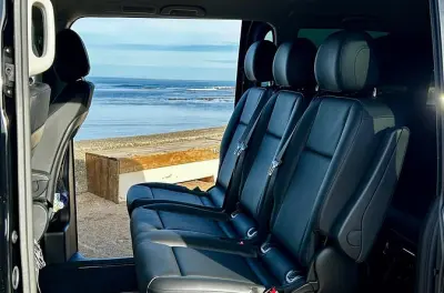 Trasferimento privato da Biarritz a Madrid: Van Mercedes con autista