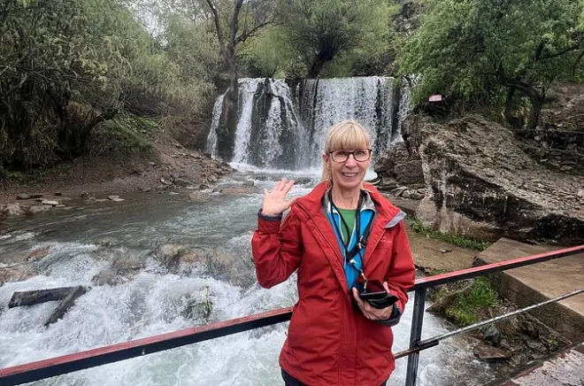 Chinorkent Seilbahn, Charvak See & Nanai Wasserfall Tour