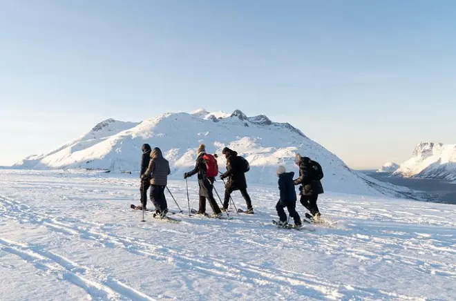 Snowshoe hike Kvaløya: Small group from Tromso