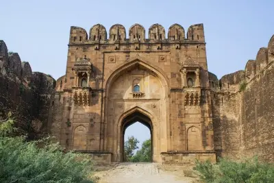 Lahore to Hiran Minar & Rohtas Fort: Full-Day Tour