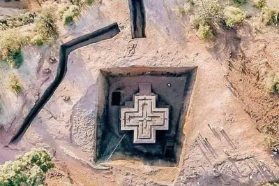 Lalibela : Visite des églises taillées du matin au coucher du soleil