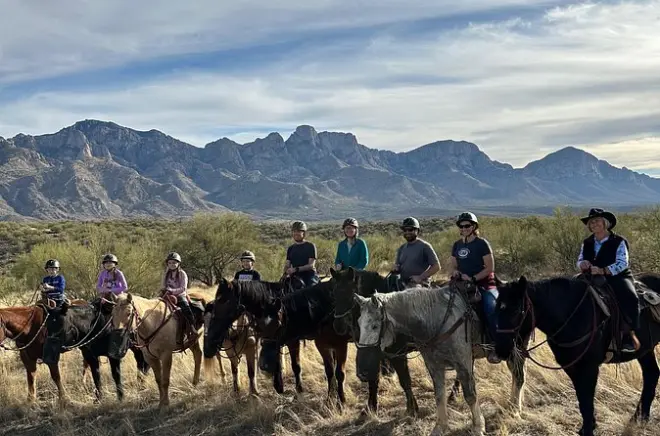 Balade à cheval au pas pour débutants dans Catalina State Park