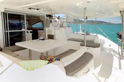 Snorkel en Nassau: Alquiler privado de catamarán