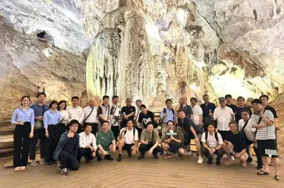Zipline em Dong Hoi: Caverna Phong Nha, caiaque e vale Hava