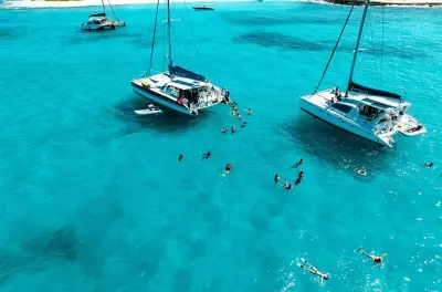 Snorkeling a St Maarten: Catamarano con open bar