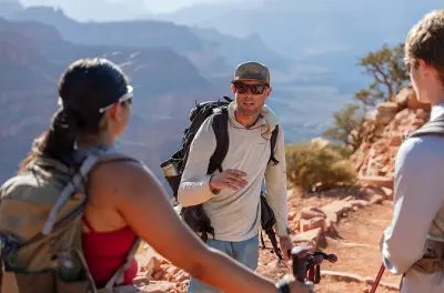 Caminhada South Kaibab no Grand Canyon com vistas do topo da crista