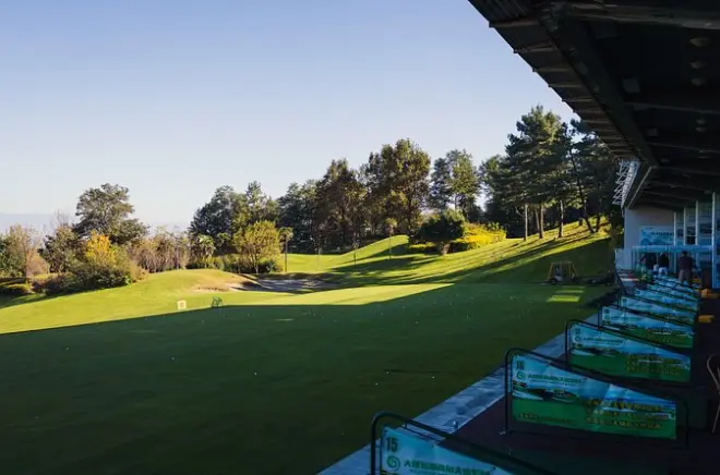 Golf à Dali au Canghai, vue sur lac Erhai, accessible à tous