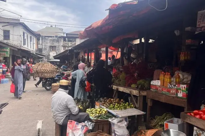 Stone Town, ferme d'épices et plage Nakupenda avec guide