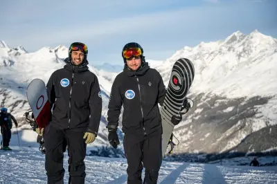 Private Snowboarding Lesson in Zermatt: Full Day