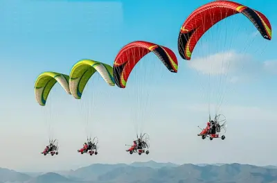 Parapendio a Vang Vieng: Volo di 15 minuti all’alba o al tramonto