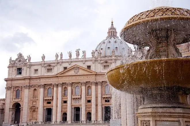 Vatican Museums & Sistine Chapel Tour Russian Skip-the-Line