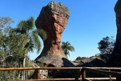 Parco statale di Vila Velha con formazioni di arenaria e laghi
