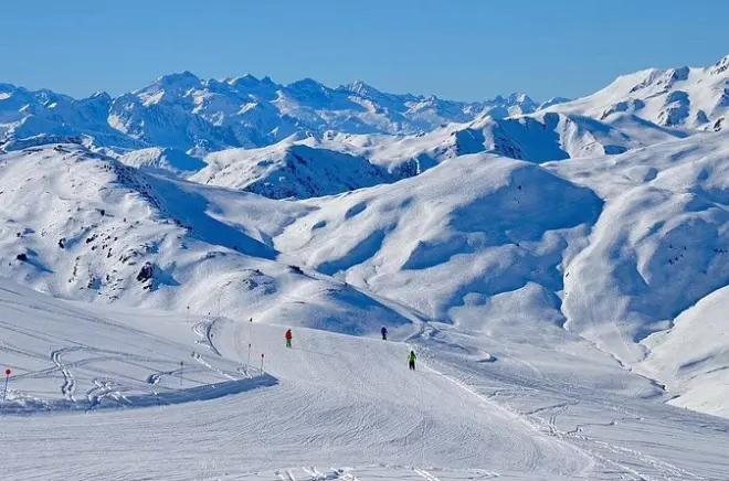 Ski lessons at Baqueira Beret: Pass, gear & instruction included