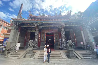 Tainan Food and Culture Walking Tour: Street Food, Temples