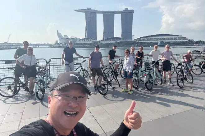 Singapura de bicicleta: 4 horas, quatro bairros e grupo pequeno