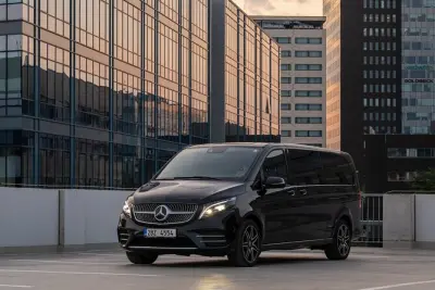 Transfert Brno aéroport Prague : Minibus Mercedes, 2–2,5 heures