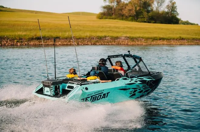 Aventure en jet boat parc Seven Islands : 200 espèces d’oiseaux