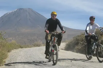 Mountain Biking Misti Volcano: Arequipa Dirt Roads & Tracks