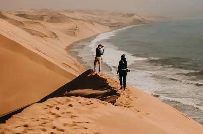 Sandwich Harbour journée complète : Désert et océan en 4x4