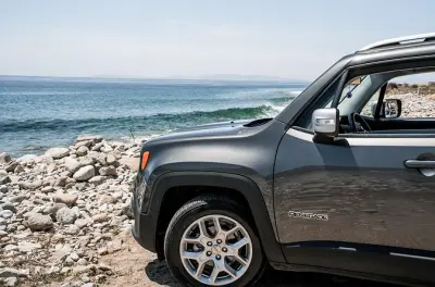Tour privado en Mykonos: Personaliza tu día en un Jeep