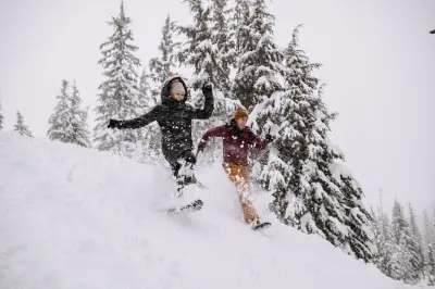 Geführte Schneeschuhwanderung in Bend: Urwald & Heiße Schokolade