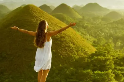 Bohol Countryside Tour: Chocolate Hills, Flussfahrt, Tarsier