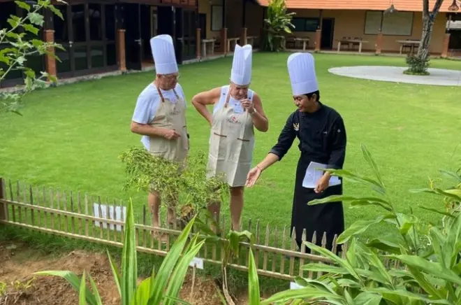 Bali Tanjung Benoa Kochkurs: Gewürzgarten & Koch
