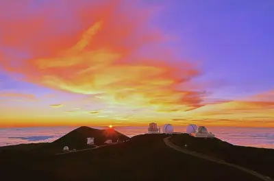Mauna Kea Gipfel Sonnenuntergang und Sternbeobachtung mit Profi-Teleskop