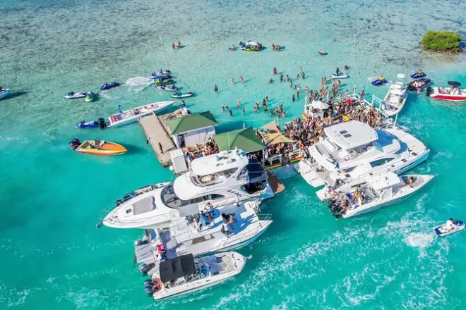 Jetski-Tour Turks und Caicos: Noah's Ark und Captain Oak