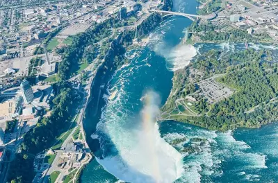 Cataratas del Niágara desde Toronto con crucero o Skylon Tower