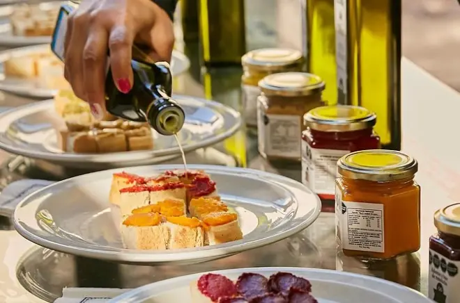Private Mendoza-Weintour mit Mittagessen und Olivenölprobe
