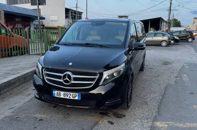 De Tirana à Kotor en transfert privé avec guide et vue panoramique