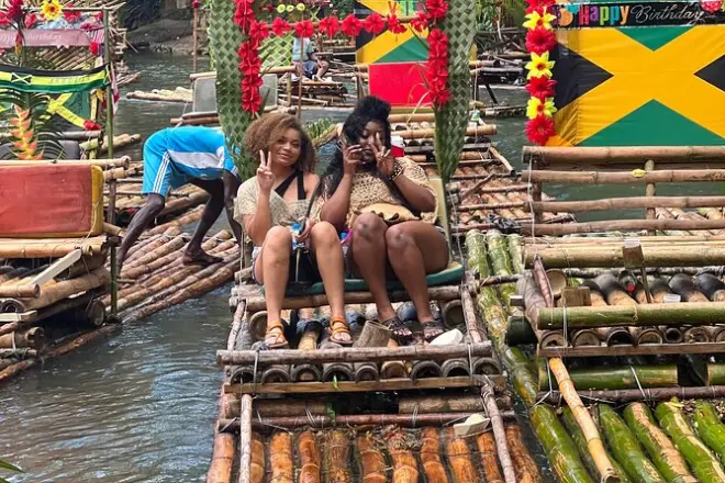Bamboo rafting in Lethe with limestone massage