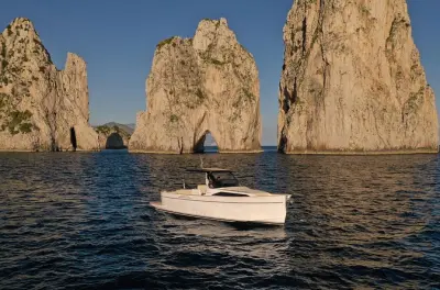 Private Bootstour Capri ab Positano: Gozzo 35 Apreamare