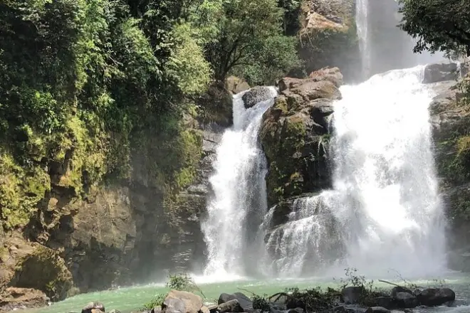 Chute d'eau Nauyaca depuis Quepos : Saut, baignade, randonnée