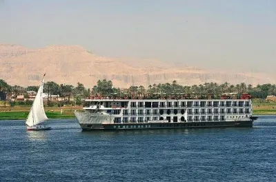 Crociera 3 giorni da Aswan con visite alla Valle dei Re e templi